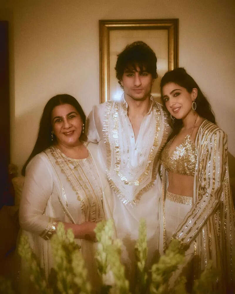 Inside pictures from Sara Ali Khan’s Diwali party with Kartik Aaryan, Ananya Panday, Aditya Roy Kapur and others
