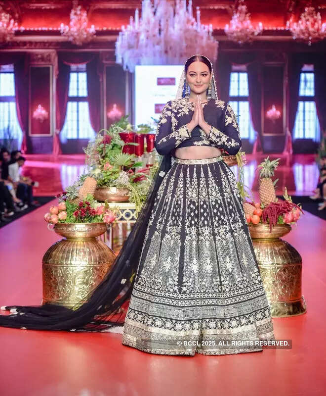 Bombay Times Fashion Week 2024: Day 3