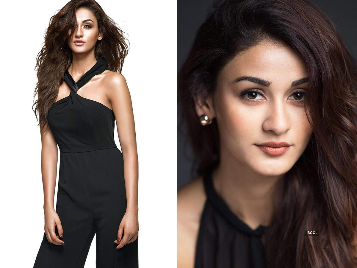 Aditi Arya is all set to make her Bollywood debut in Ranveer Singh’s ‘83’