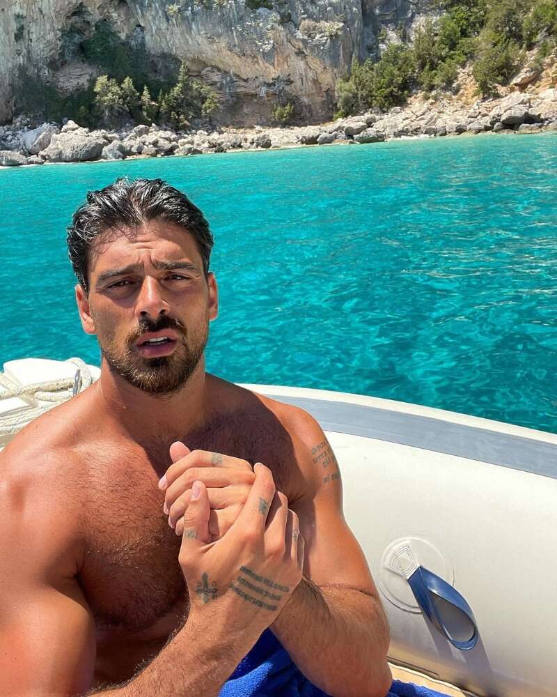 Drool worthy pictures of soon to star in a Bollywood project Italian actor Michele Morrone.