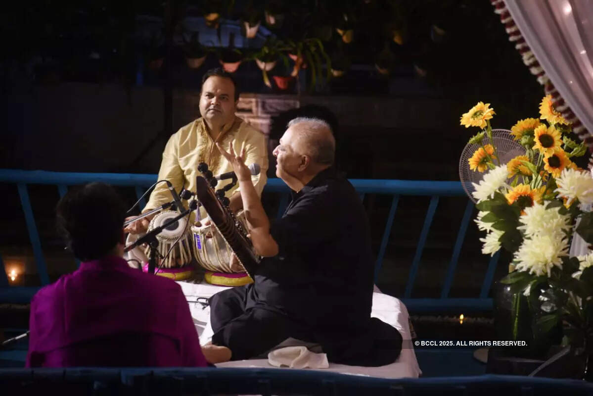 Ustaad Shujaat Khan live in concert