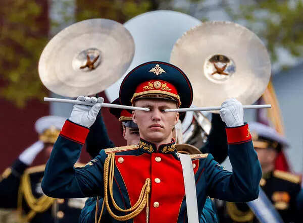 40 spectacular pictures from Russia's WW2 victory parade