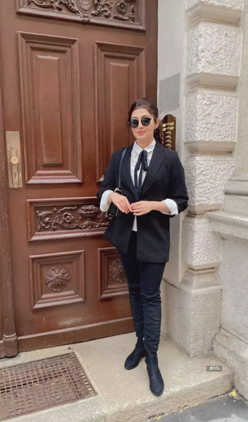 Carriage rides, chocolate classes, reels on streets: Pranitha has a ball in Austria