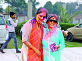 Some colourful celebrations for Kanpurites