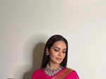 Esha Gupta is a queen of ethnic fashion in season's favourite trend, the gold silk saree