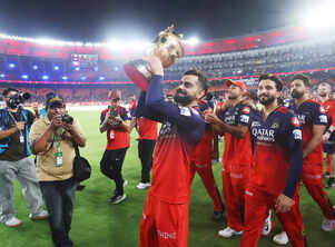 RCB scripts historic win in IPL: 5 books read, loved, and recommended by Virat Kohli