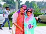 Some colourful celebrations for Kanpurites